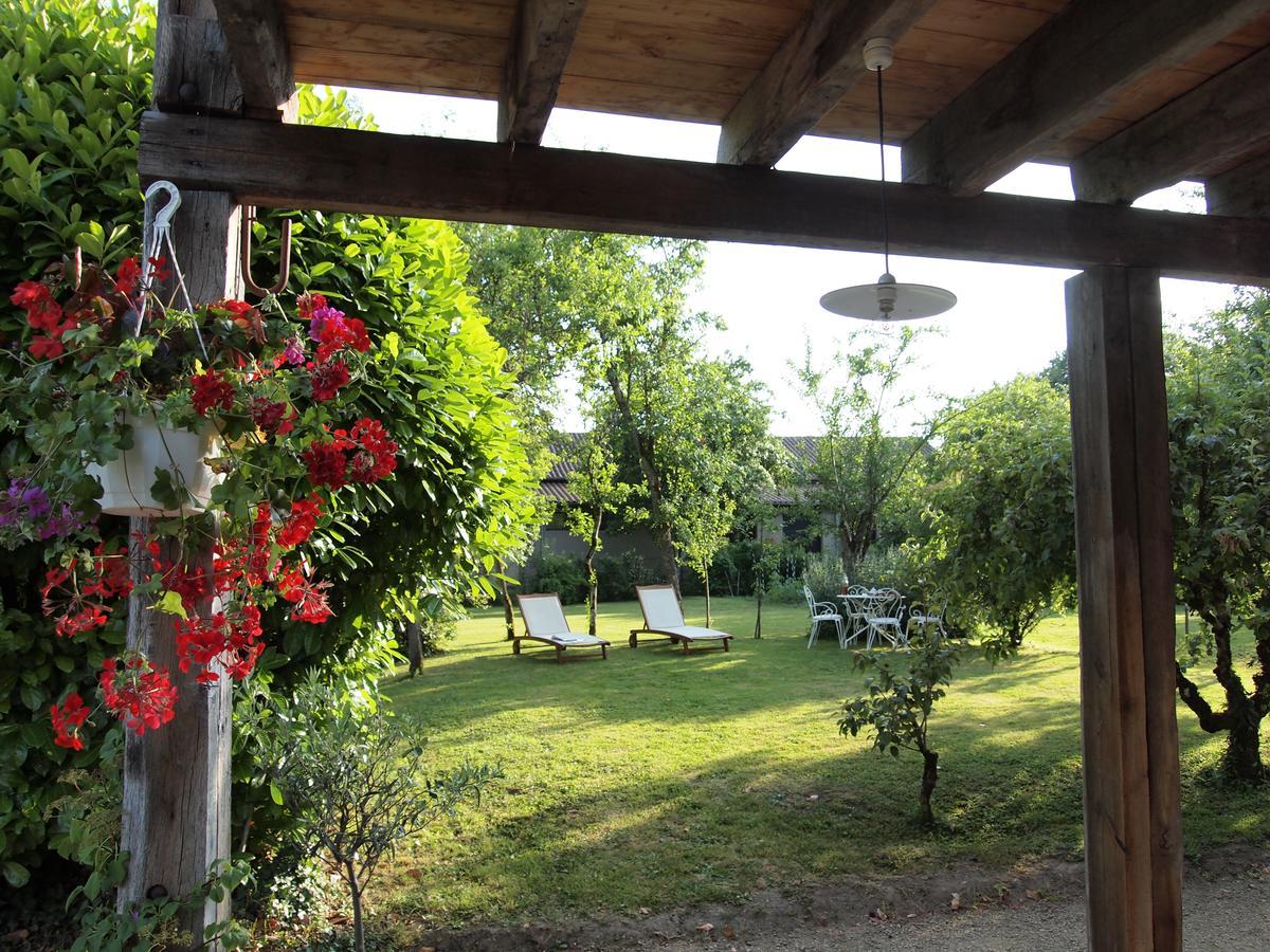 Les Jardins De Lily Saint-Léonard-de-Noblat Exterior foto