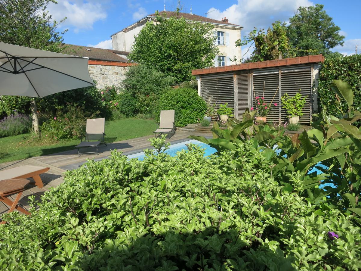 Les Jardins De Lily Saint-Léonard-de-Noblat Exterior foto